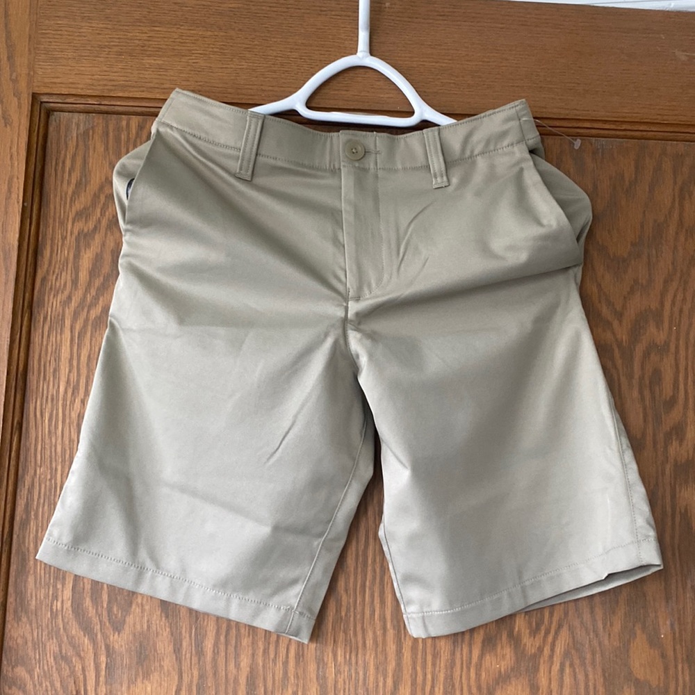 Under Armour boys shorts NWT